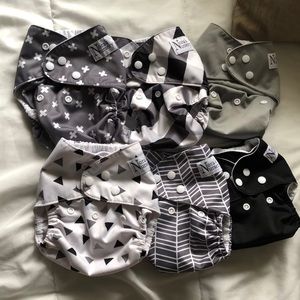 Nora’s nursery cloth diapers *inserts included*